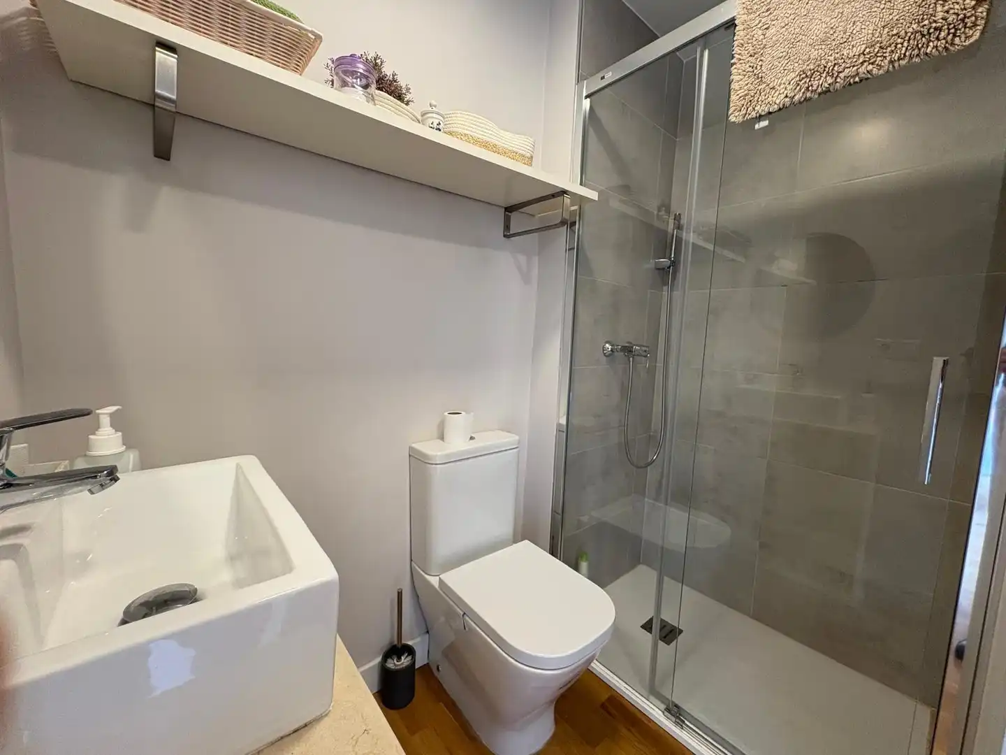 Bathroom of Detached homes for sale in Córdoba  with Air Conditioner, Heating and Private garden