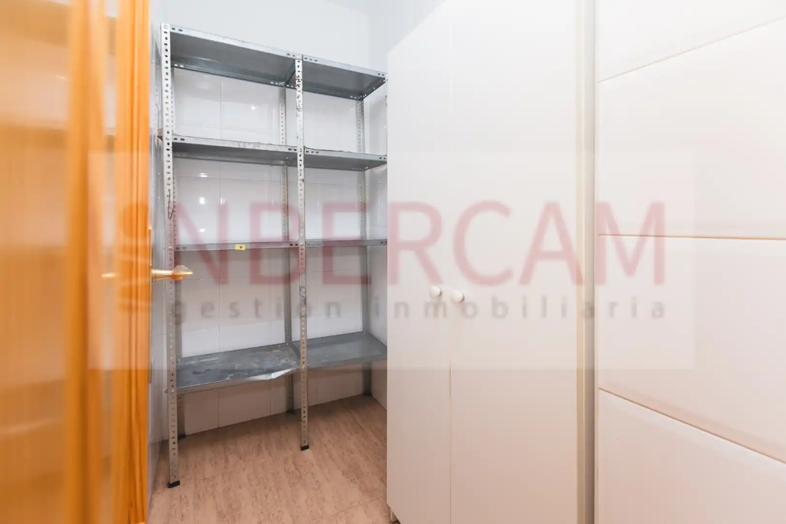 Wohnung zum Verkauf in El Ejido mit Klimaanlage, Terrasse und Möbliert
