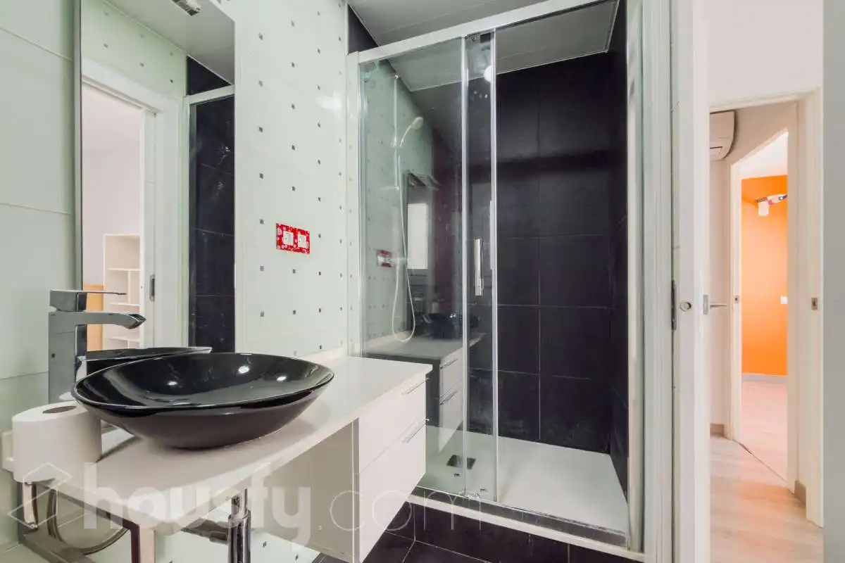 Bathroom of Flat for sale in Premià de Mar  with Air Conditioner, Heating and Storage room