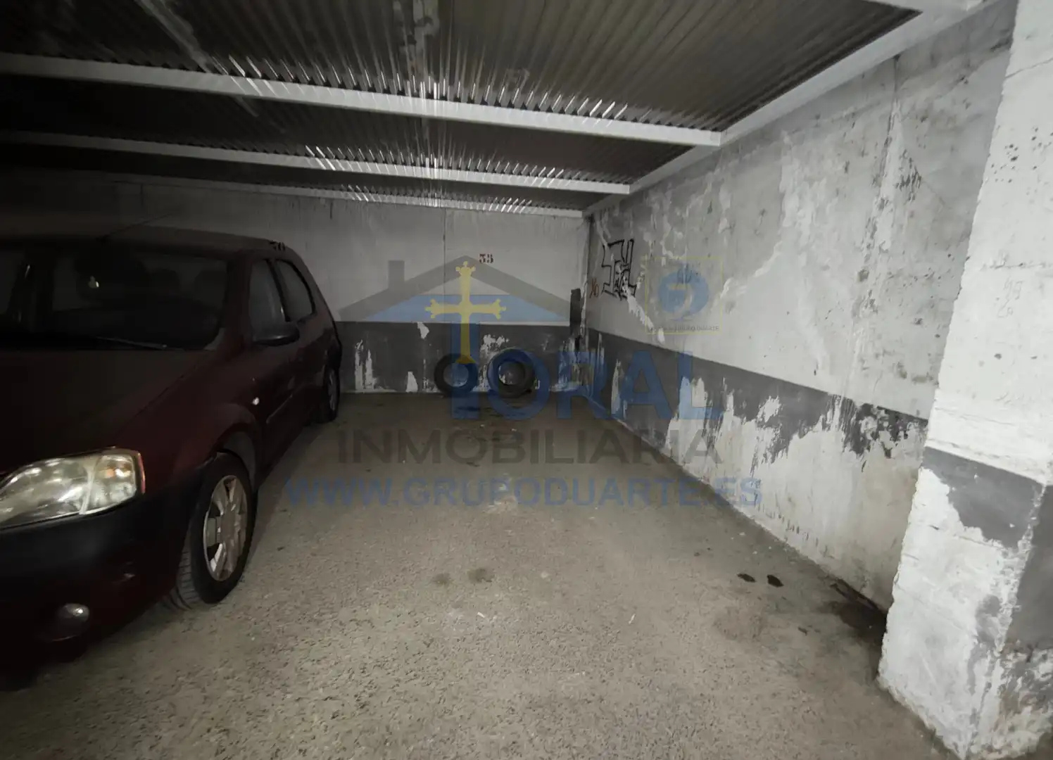 Parking de Piso en venta en Gijón  con Parquet, Trastero y Amueblado