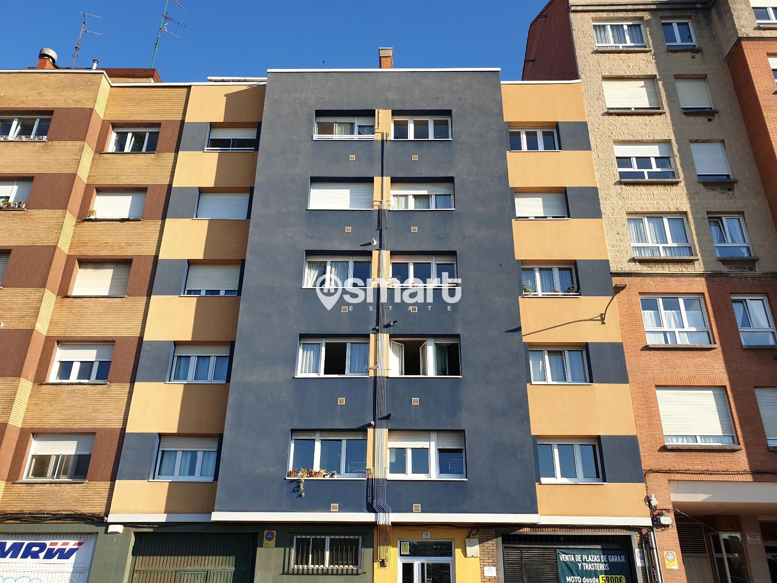 Vista exterior de Piso en venta en Gijón 