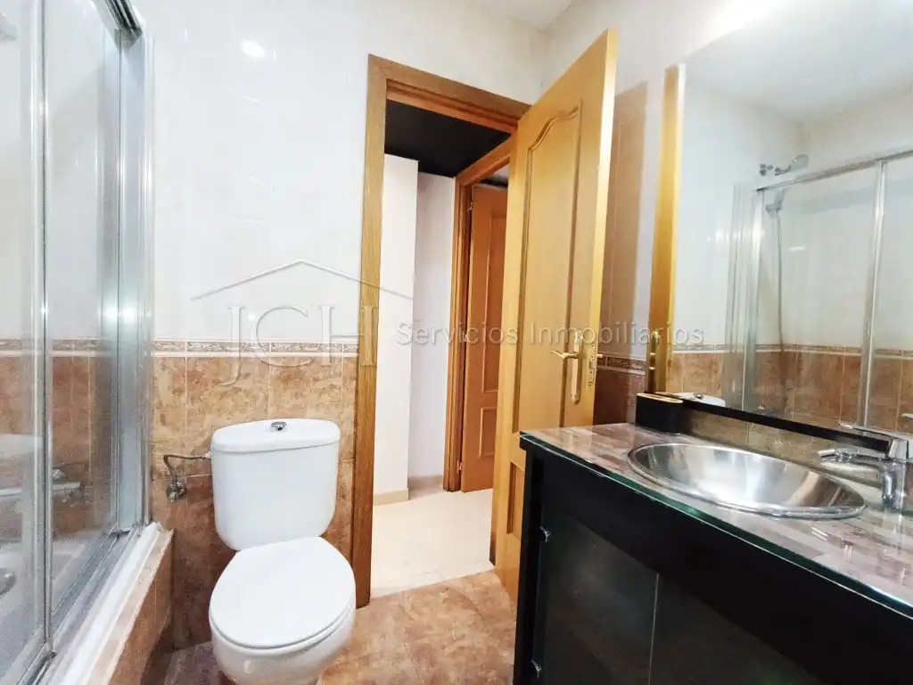 Badezimmer von Wohnungen zum Verkauf in Mijas mit Klimaanlage, Möbliert und Ofen