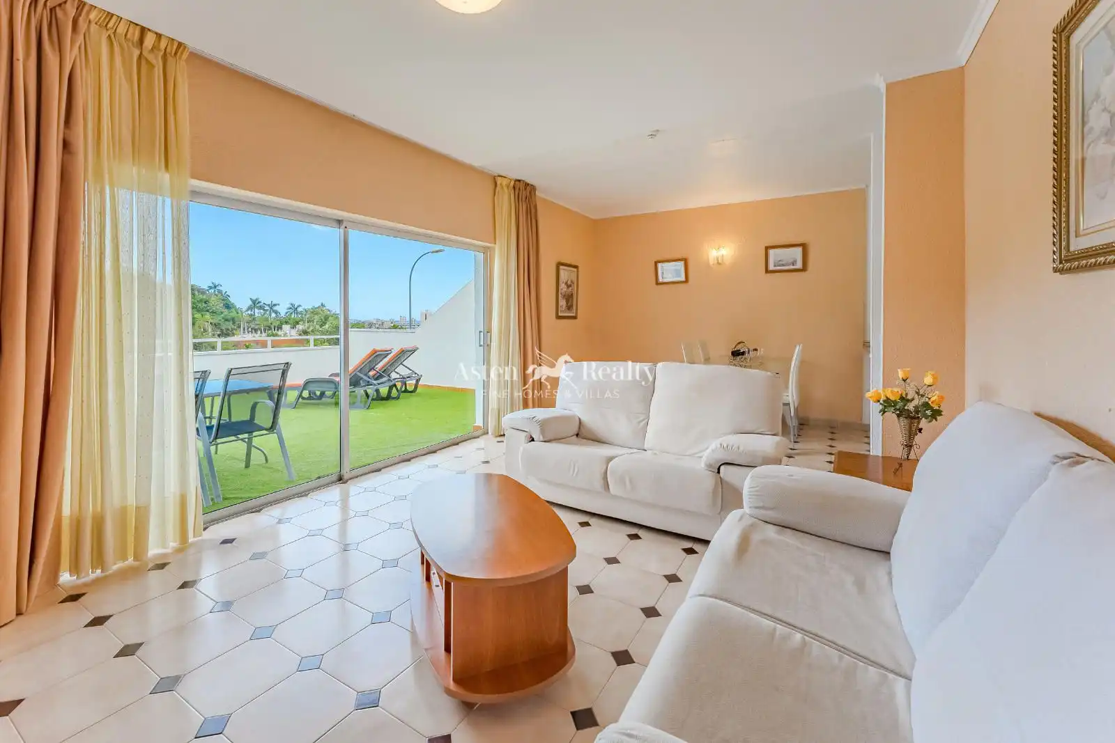 Apartament en venda a Austria, San Eugenio Alto