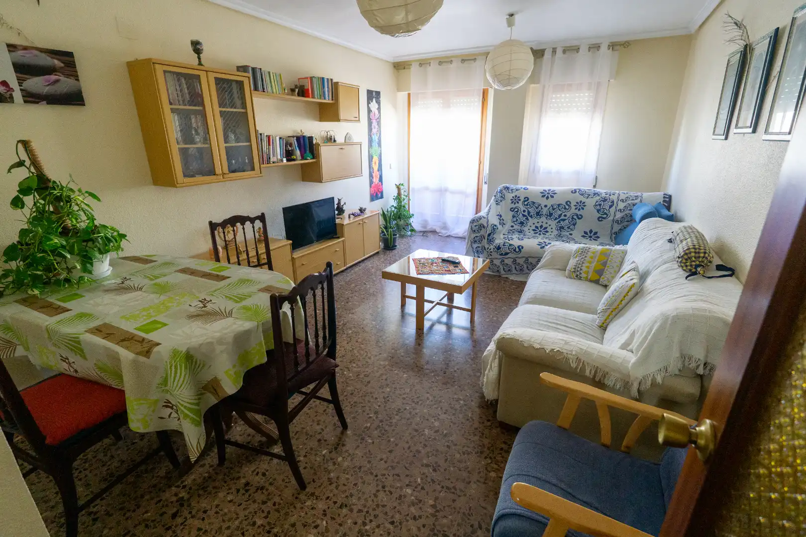 Sala de estar de Piso en venta en Ibi con Calefacción, Amueblado y Balcón