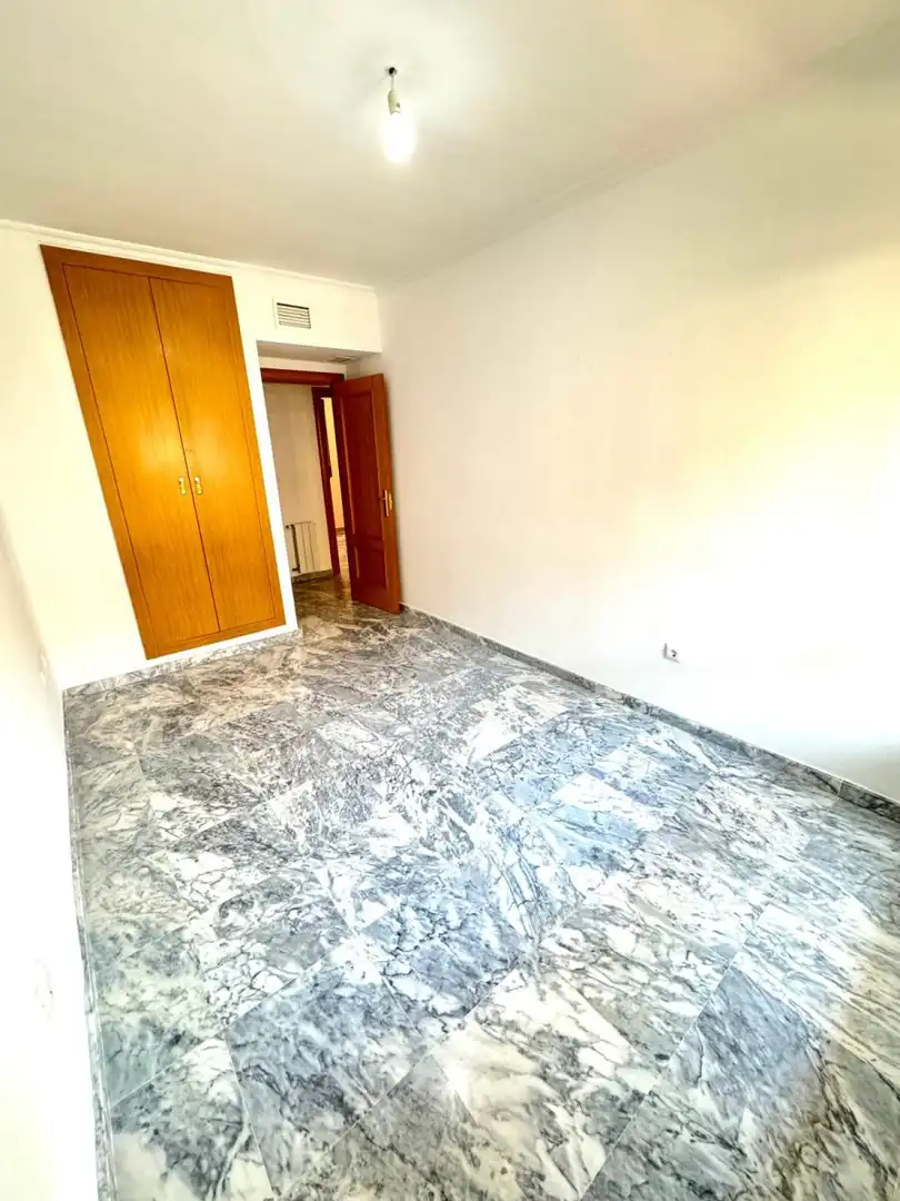 Piso de alquiler en Badajoz con Aire acondicionado, Calefacción y Terraza