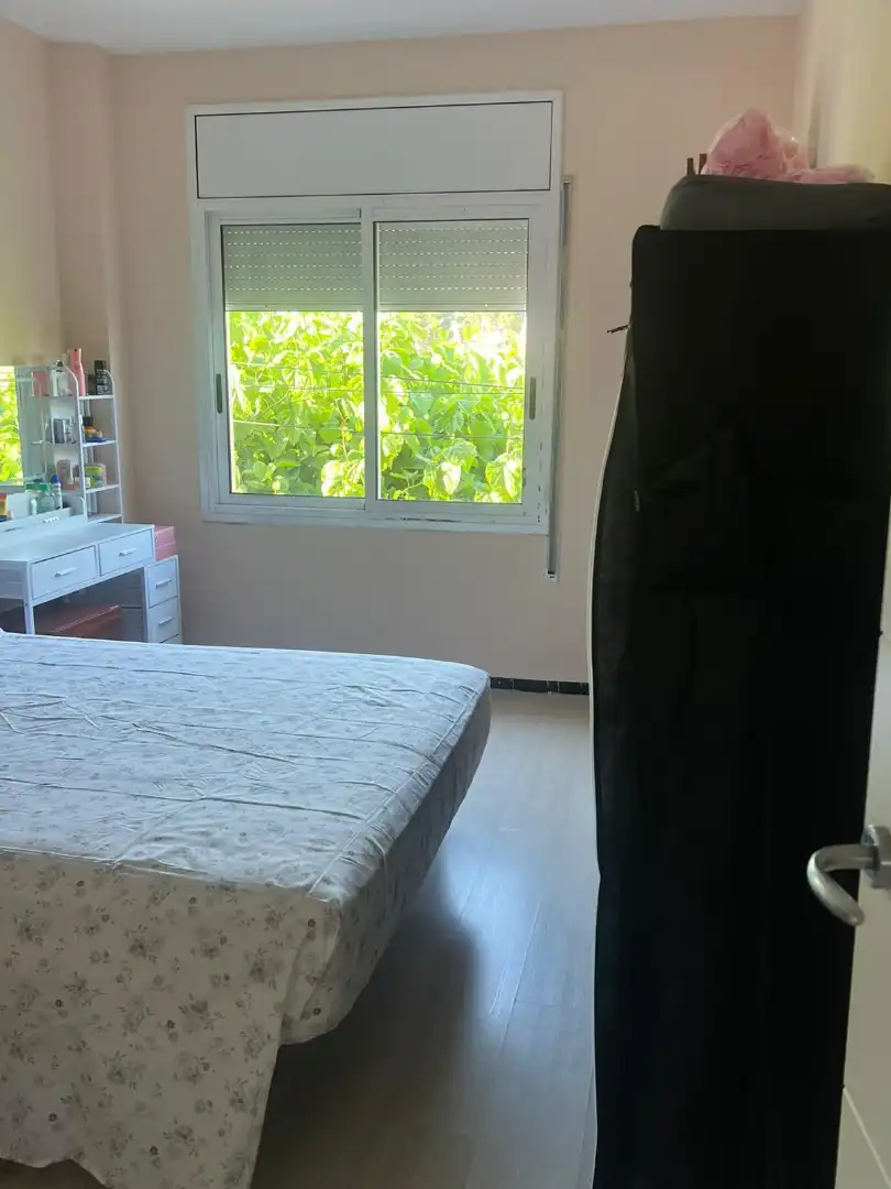 Habitación de Local en venta en Mont-roig del Camp con Aire acondicionado, Terraza y Amueblado