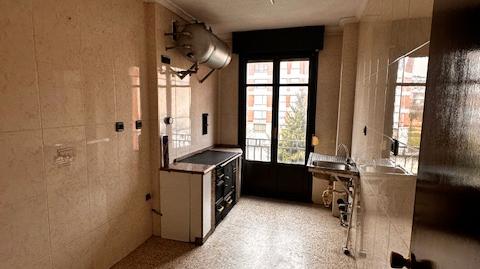 Foto 4 de Pis en venda a Plaza el Barquillo, 3, Grado, Asturias