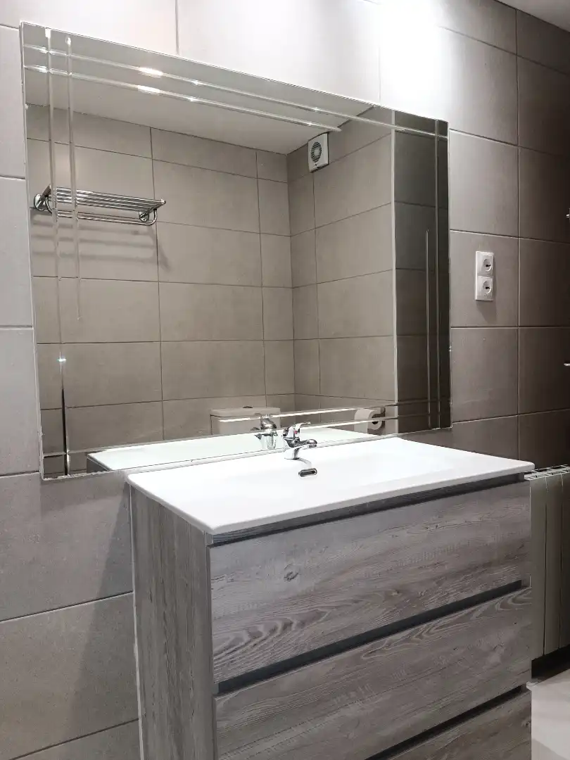 Habitación en Calle Pintor Velazquez, Norte - Universidad