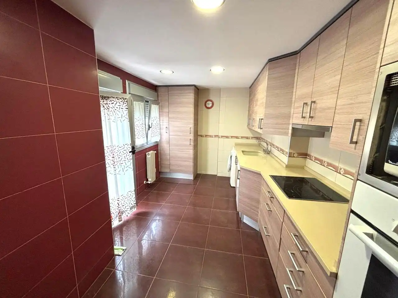 Cocina de Piso en venta en Zaragoza con Calefacción y Amueblado
