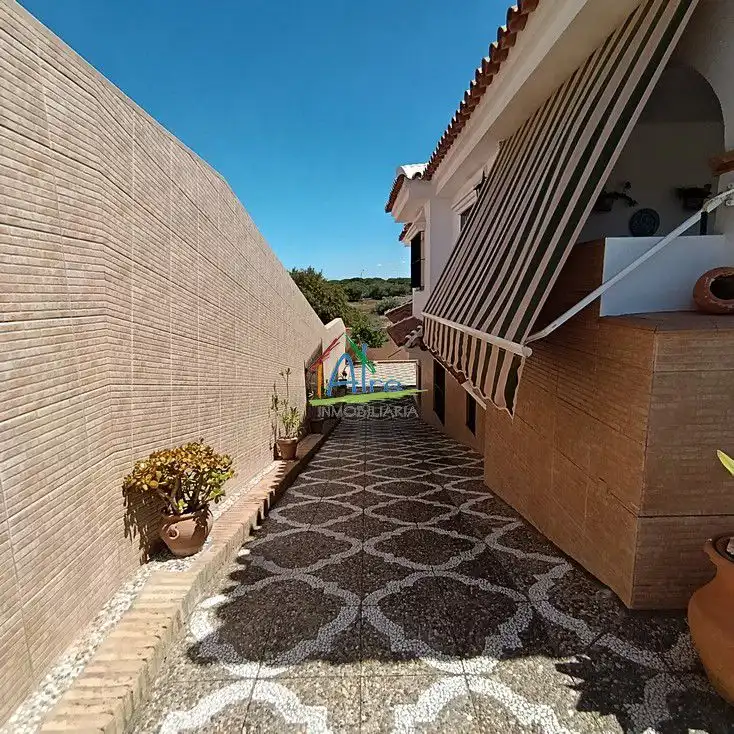Jardí de Casa o xalet en venda en Almonte amb Terrassa