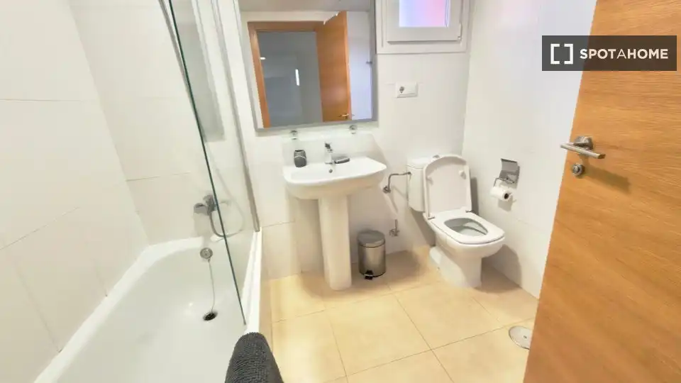 Baño de Apartamento para compartir en Torre-Pacheco con Aire acondicionado, Terraza y Amueblado
