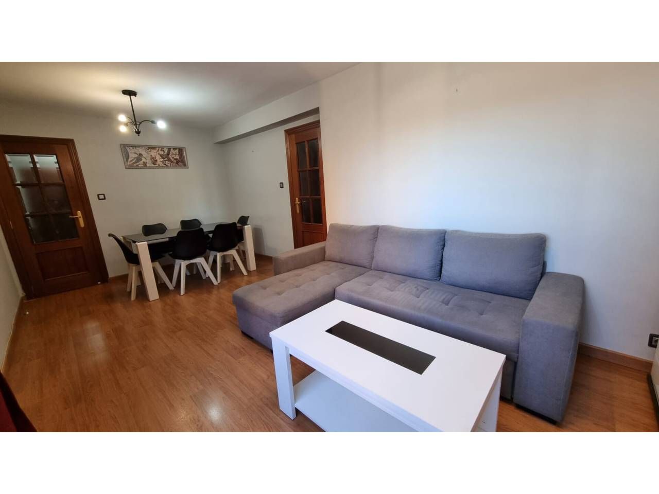 Sala d'estar de Pis de lloguer en  Valencia Capital amb Aire condicionat, Moblat i Balcó