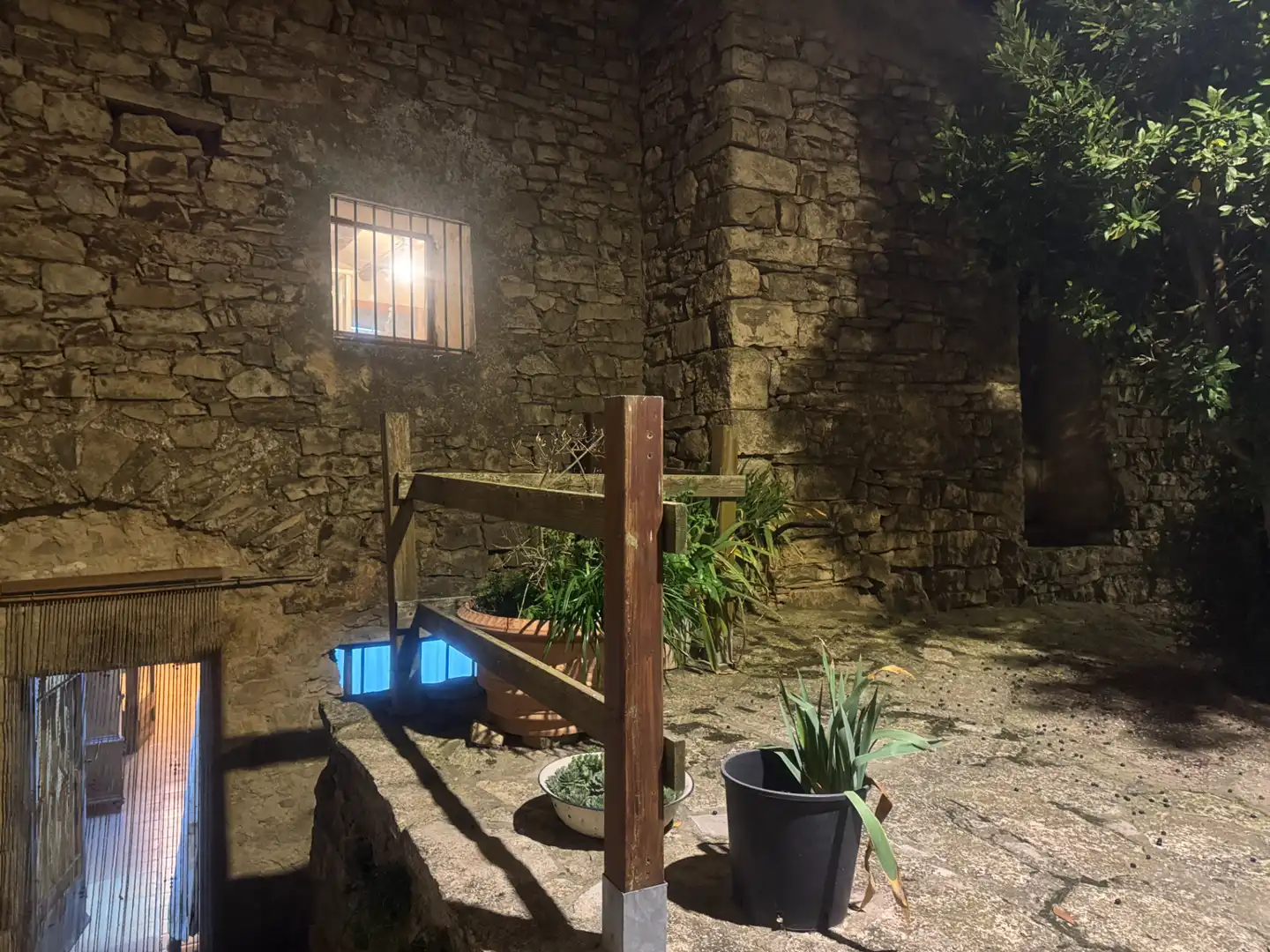 Casa adosada en venda en Montoliu de Segarra