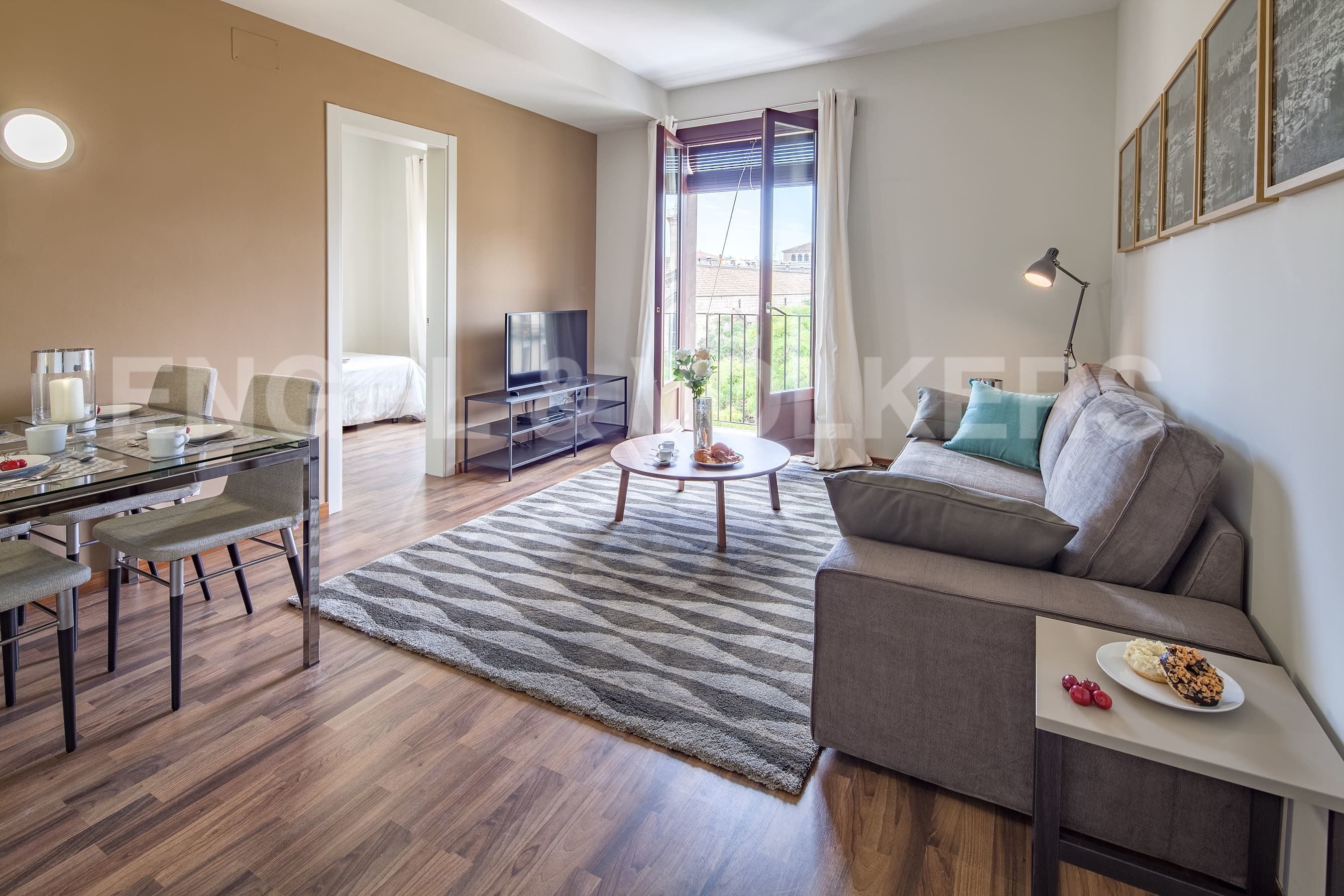 Sala d'estar de Apartament de lloguer en  Barcelona Capital amb Aire condicionat, Calefacció i Parquet