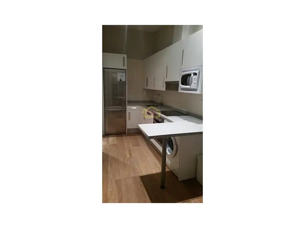 Cuina de Pis en venda en Salamanca amb Calefacció, Terrassa i Moblat