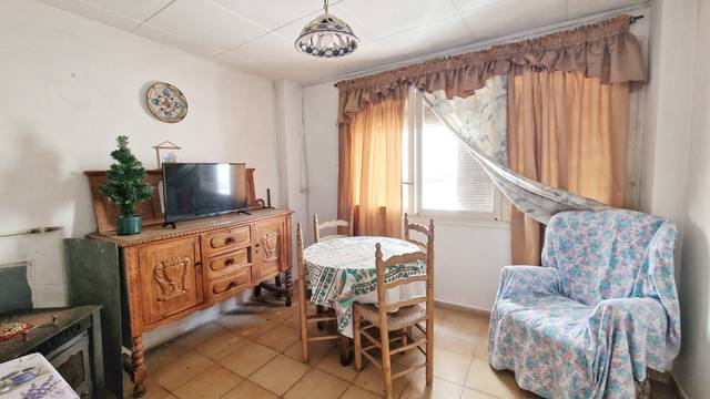 Casa adosada en Venta en Calle Cuesta en Camporrélls
