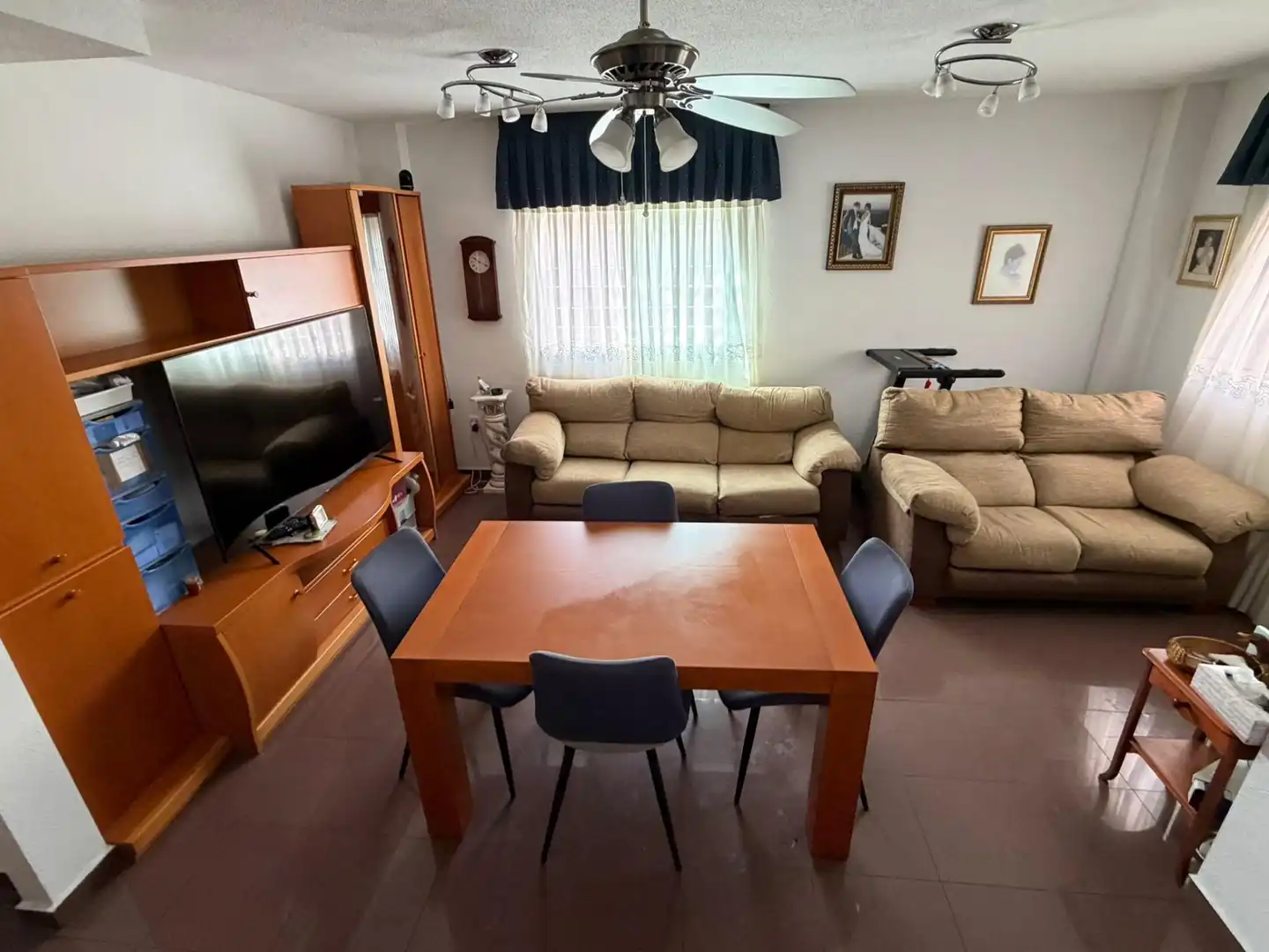 Sala de estar de Casa o chalet en venta en Murcia con Aire acondicionado, Calefacción y Jardín privado