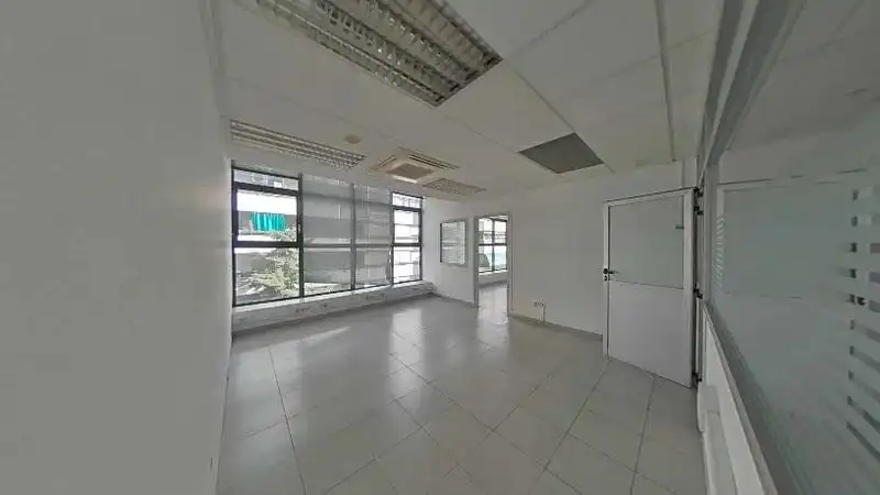Office for rent in Manresa  with Heating
