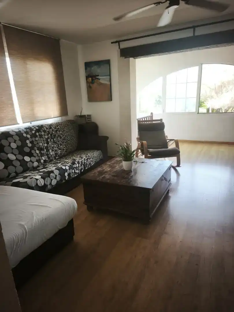 Sala d'estar de Casa adosada en venda en Ciutadella de Menorca amb Aire condicionat i Balcó