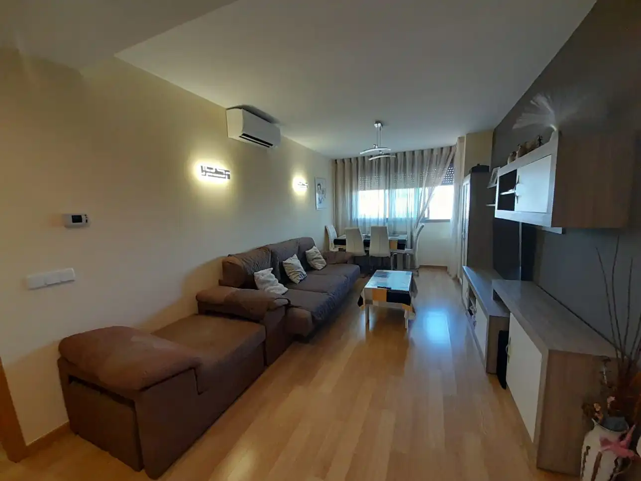 Flat for sale in Calle Lanzarote, El Poblado - Abulagar