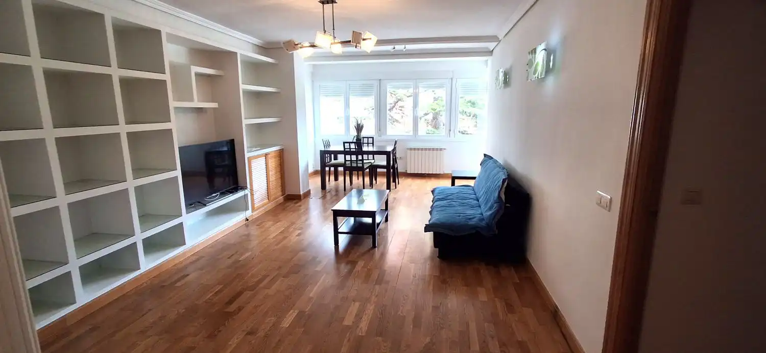 Living room of Flat for sale in Valladolid  with Heating and Parquet flooring