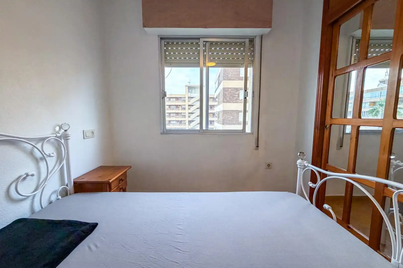 Habitación de Apartamento de alquiler en Playa del Acequión, Náufragos y Rocío del Mar