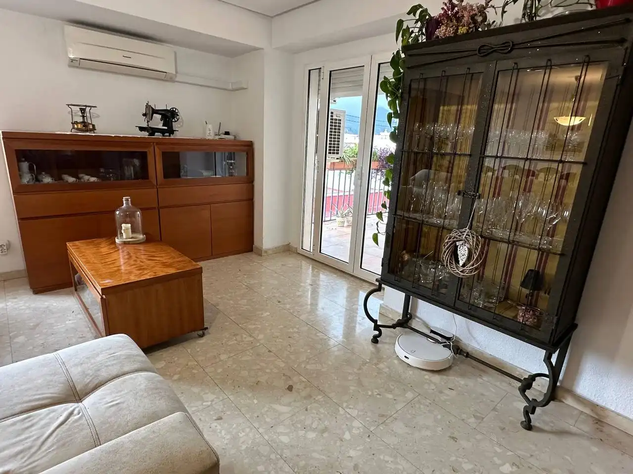 Vista exterior de Piso en venta en Gandia con Aire acondicionado, Calefacción y Parquet