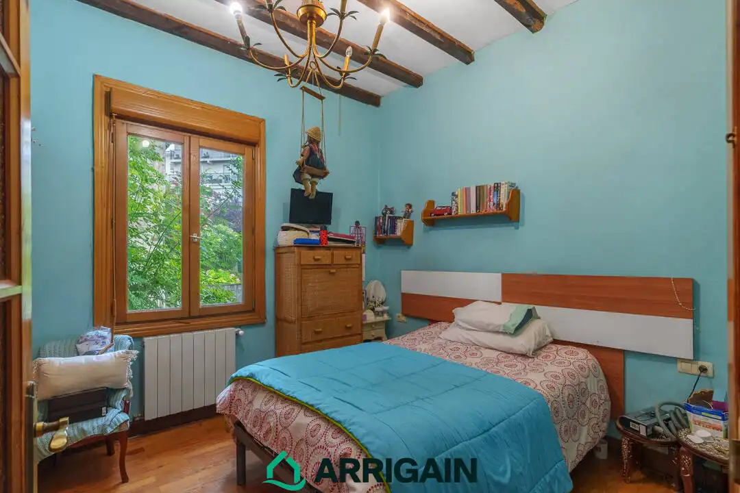 Habitación de Casa adosada en venta en Donostia - San Sebastián  con Calefacción, Jardín privado y Terraza