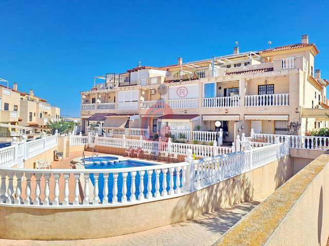 Casa adosada en Alquiler en Calle Jaume de Soler, 31 en El Edén