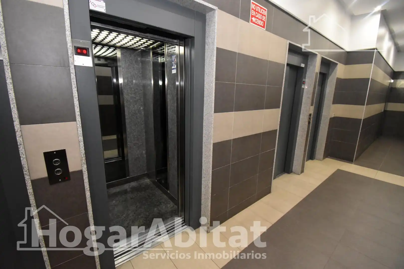 Parking de Piso en venta en Vila-real con Trastero y Amueblado