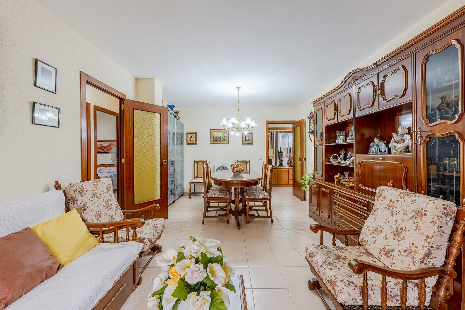 Living room of Flat for sale in Cunit  with Terrace and Furnished
