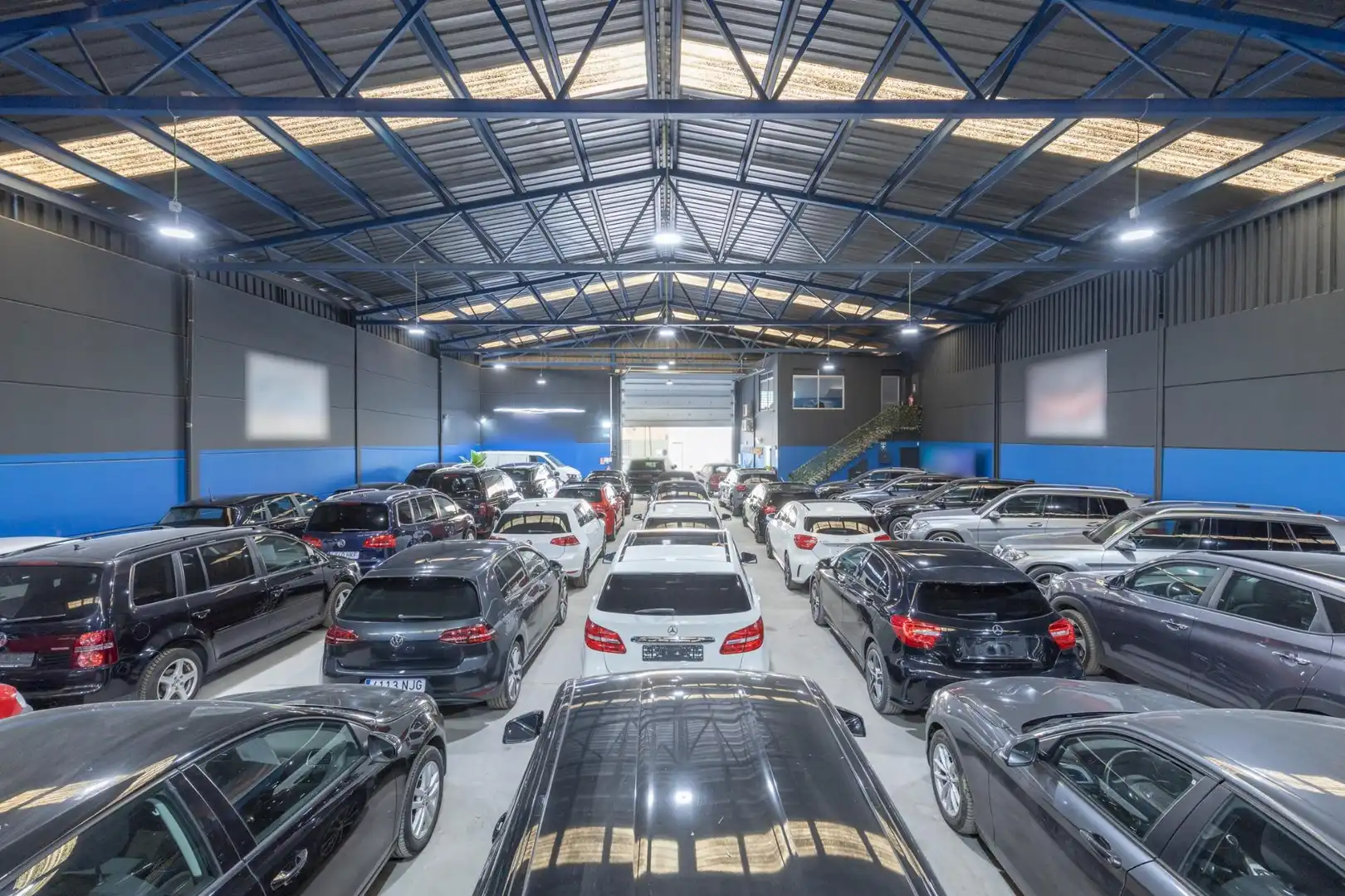 Industrial building with lift for sale in Carretera Pinos Puente 23, imagen 2