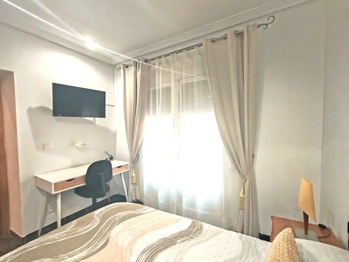 Bedroom of Flat for rent in Elche / Elx  with Air Conditioner, Terrace and Furnished