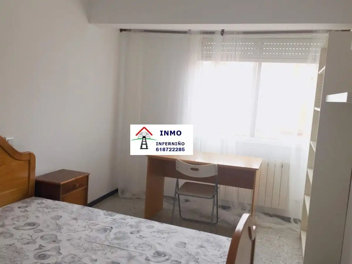 Bedroom of Flat for rent in Ferrol