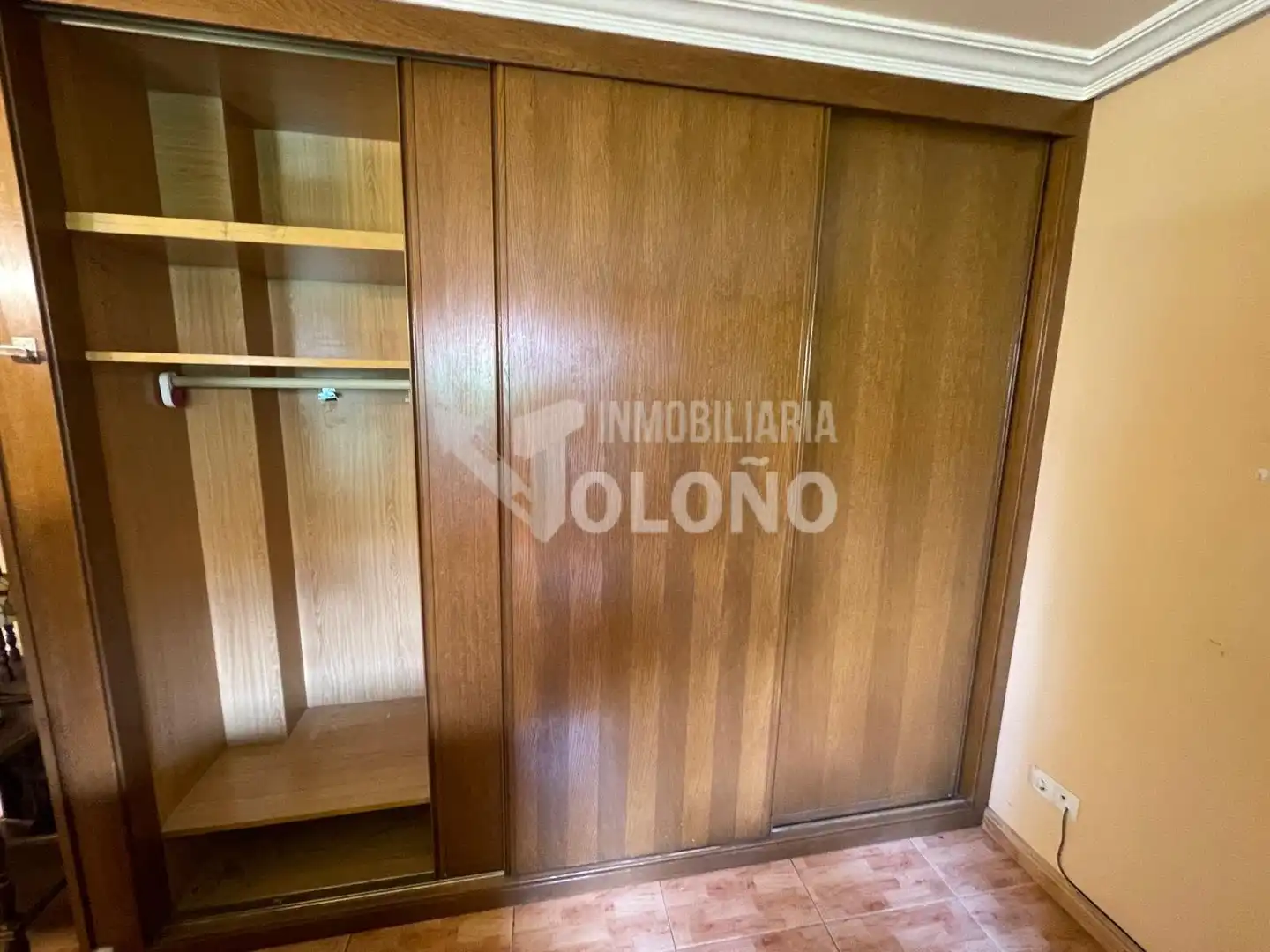 Dormitori de Casa o xalet en venda en Cihuri amb Calefacció, Jardí privat i Traster