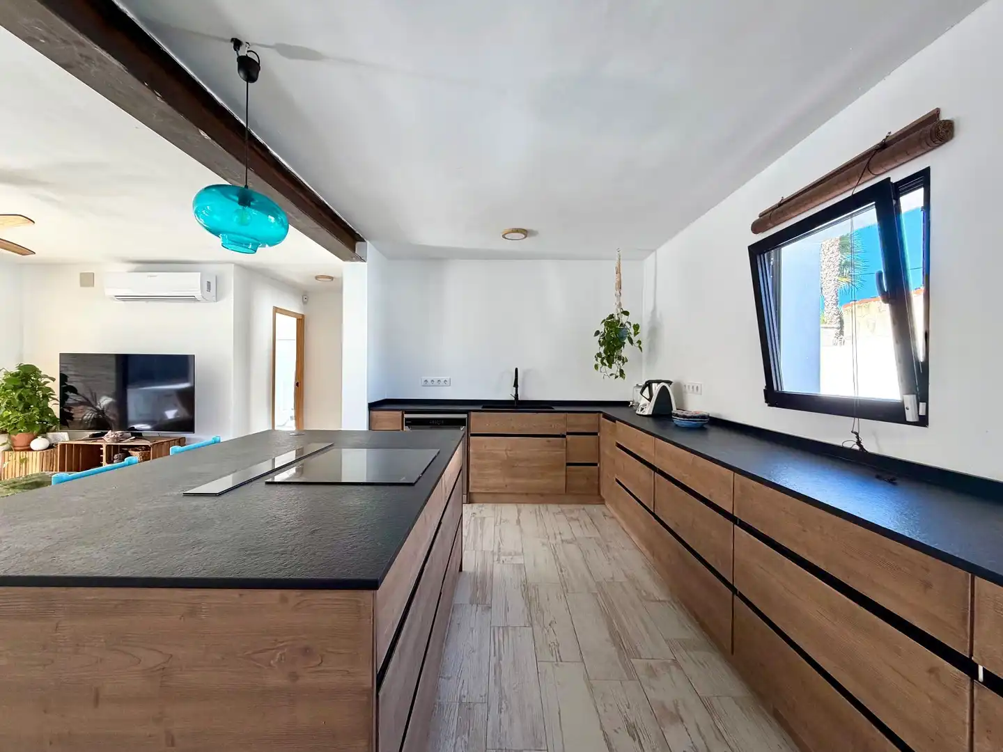Cocina de Casa o chalet en venta en Dénia con Aire acondicionado, Calefacción y Jardín privado