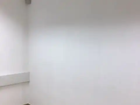 Oficina de lloguer en Sant Boi de Llobregat amb Aire condicionat i Internet