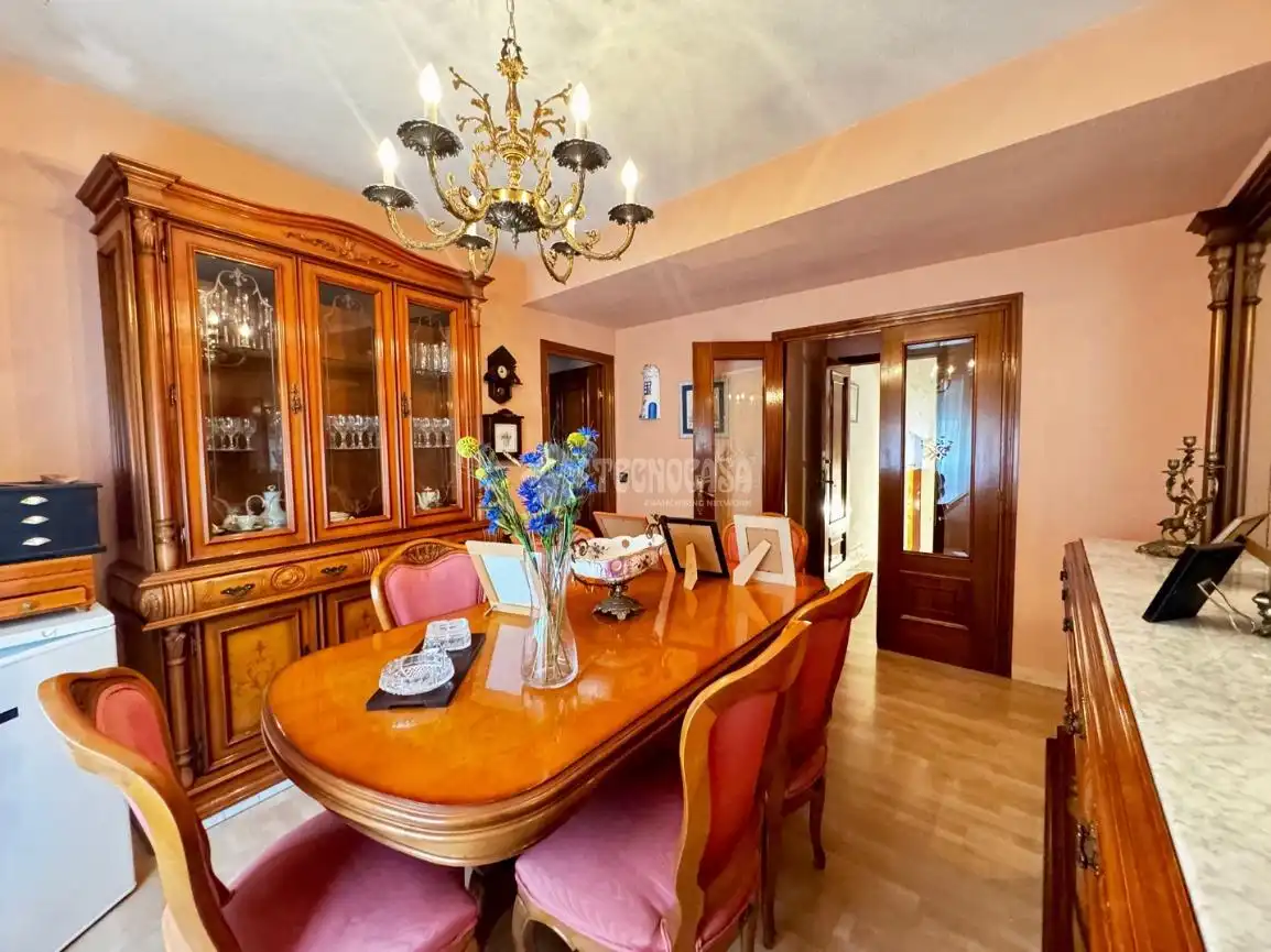 Comedor de Casa adosada en venta en Pedrezuela con Aire acondicionado, Calefacción y Jardín privado