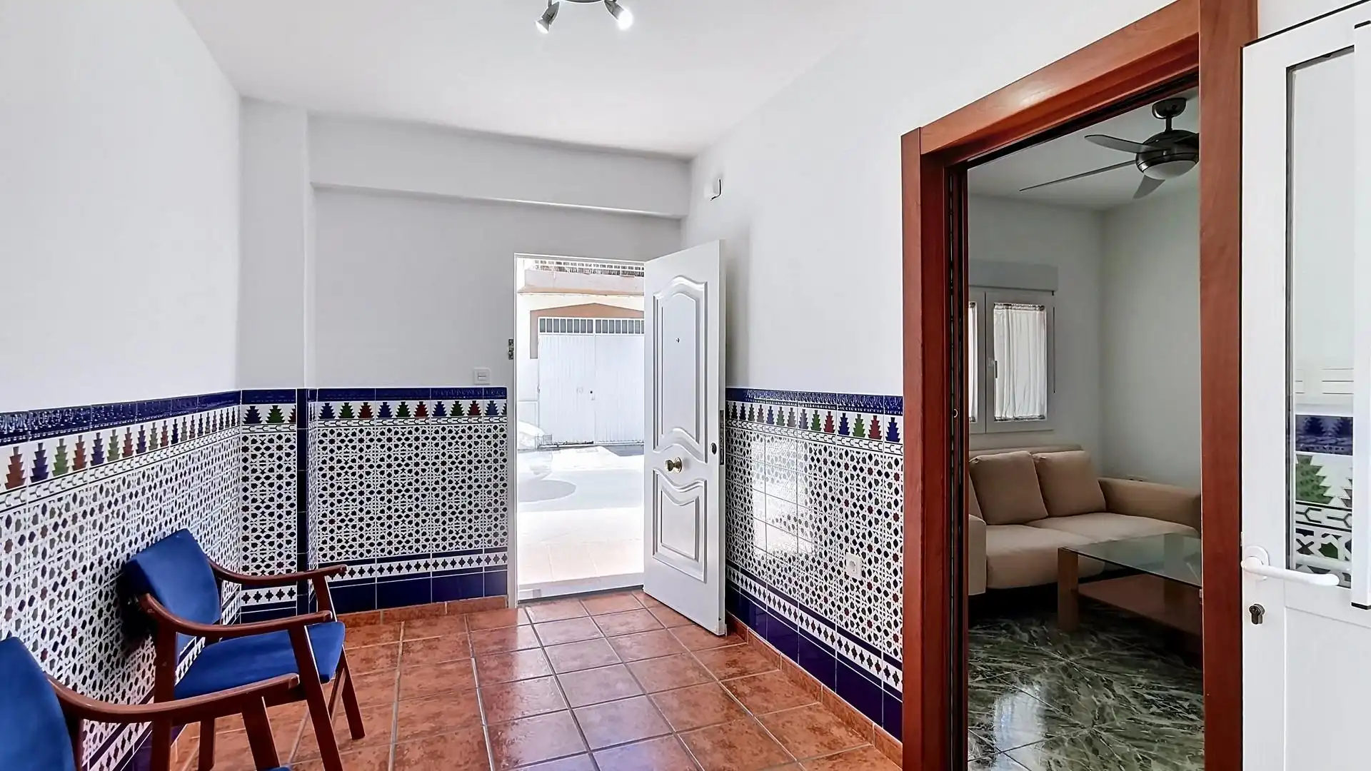 Casa adosada de alquiler en Armilla con Aire acondicionado, Terraza y Amueblado