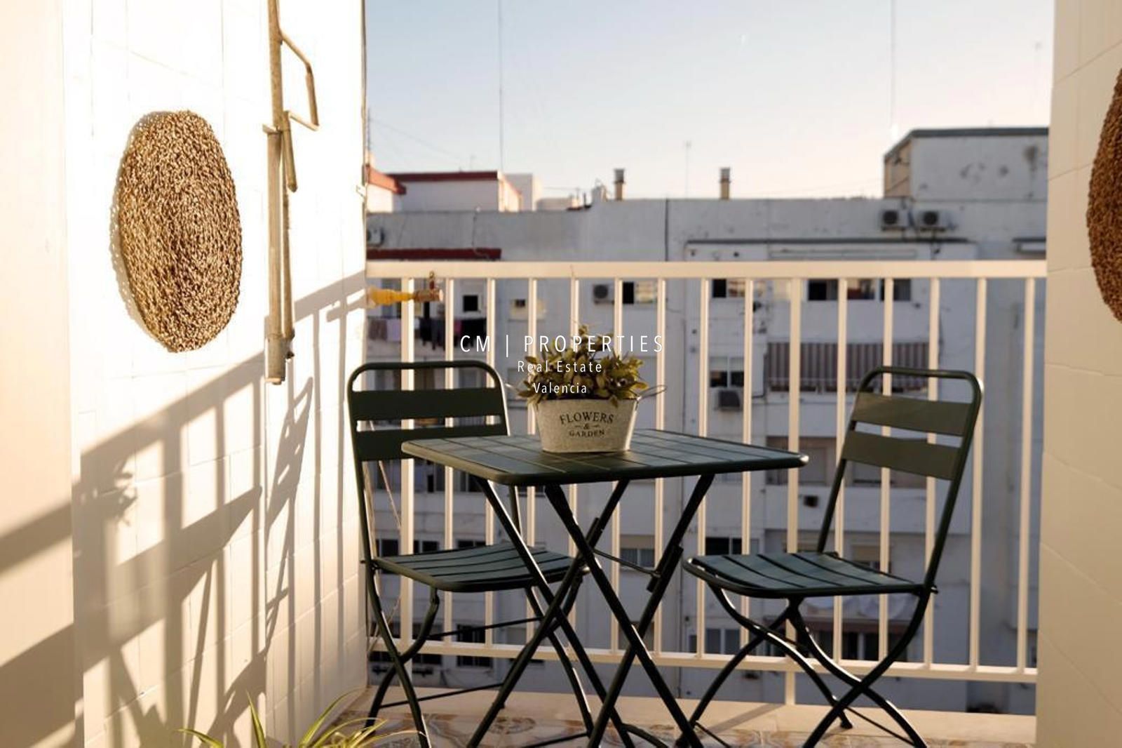 Balcony of Flat to rent in  Valencia Capital  with Air Conditioner, Terrace and Furnished