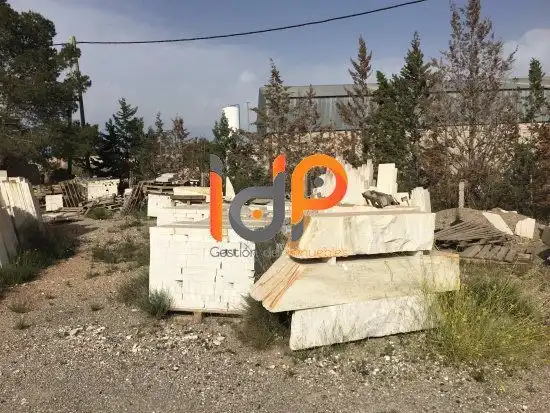 Fabrikhallen zum Verkauf in Olula del Río