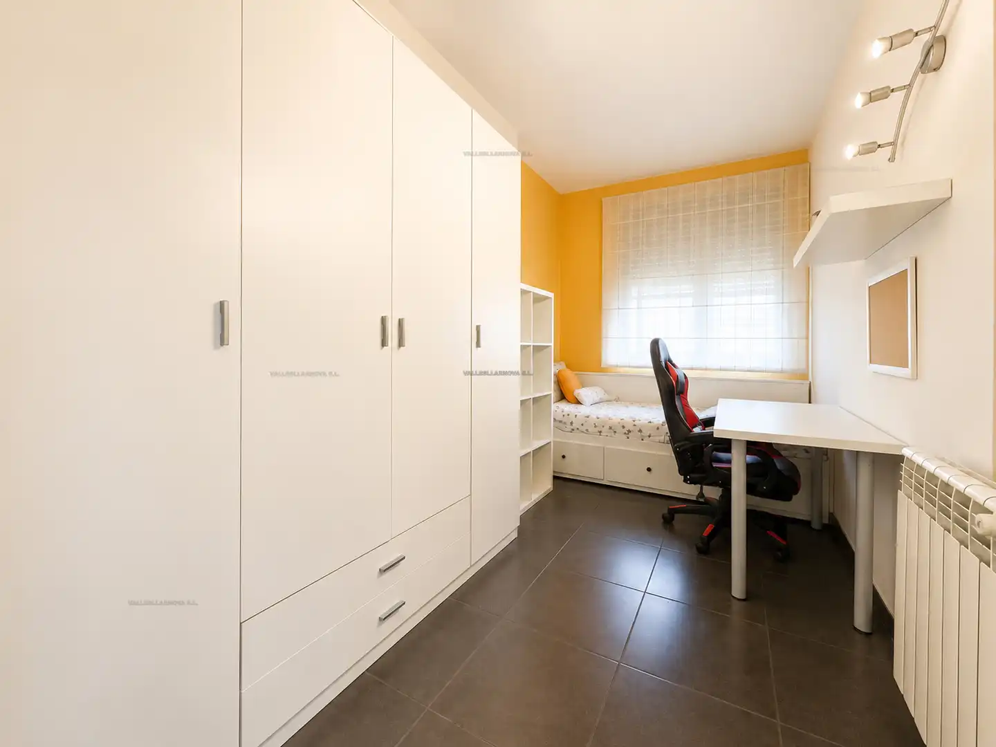 Habitación de Piso en venta en Parets del Vallès con Calefacción, Terraza y Trastero