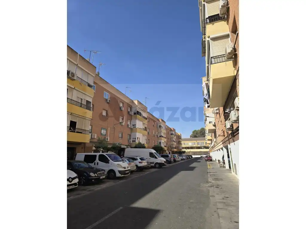 Vista exterior de Pis en venda en Alcalá de Guadaira
