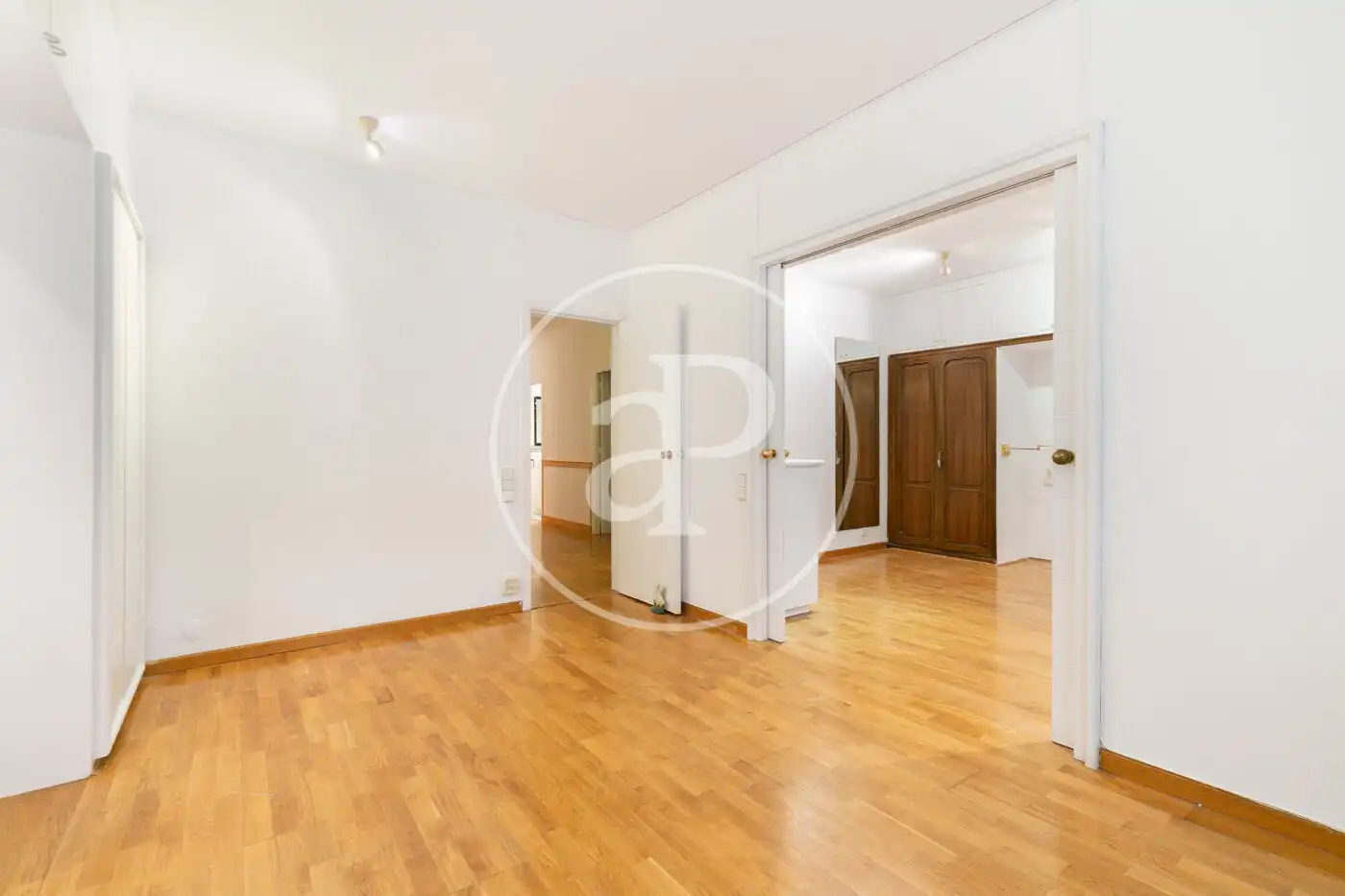 Piso de alquiler en Barcelona con Aire acondicionado, Calefacción y Terraza