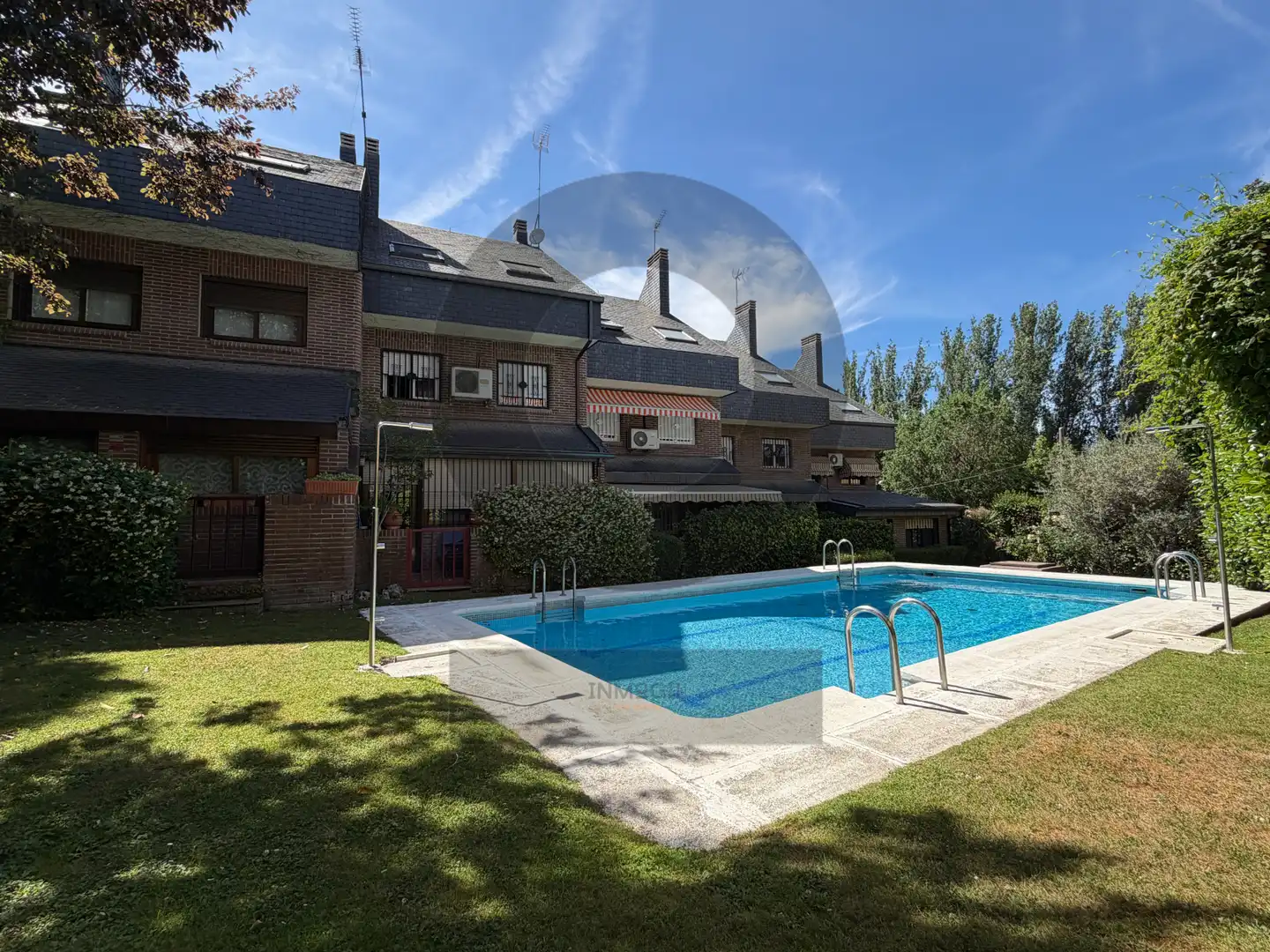 Exterior view of Houses for sale in Pozuelo de Alarcón  with Air Conditioner, Heating and Private garden
