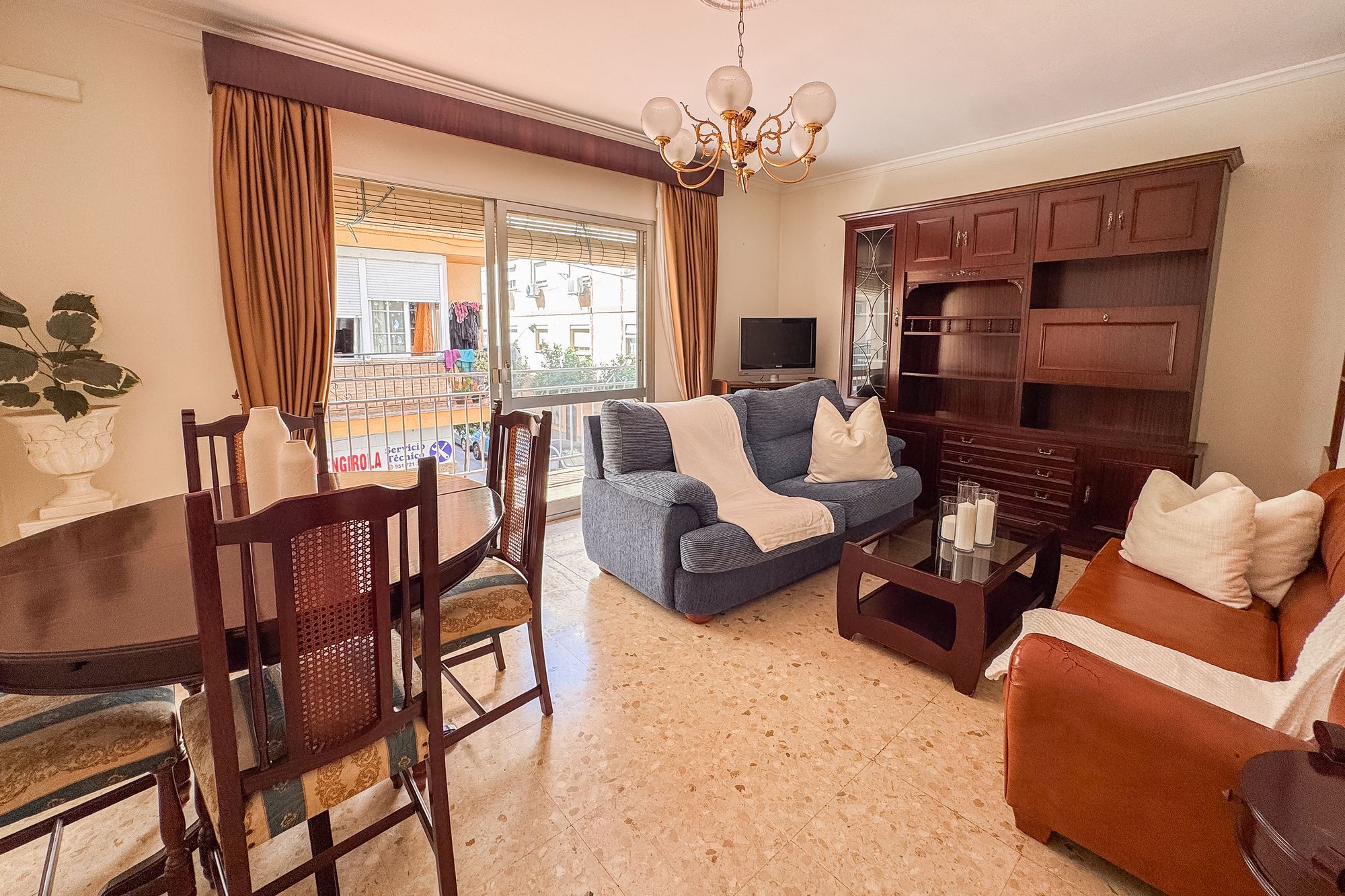 Sala d'estar de Apartament en venda en Fuengirola amb Terrassa