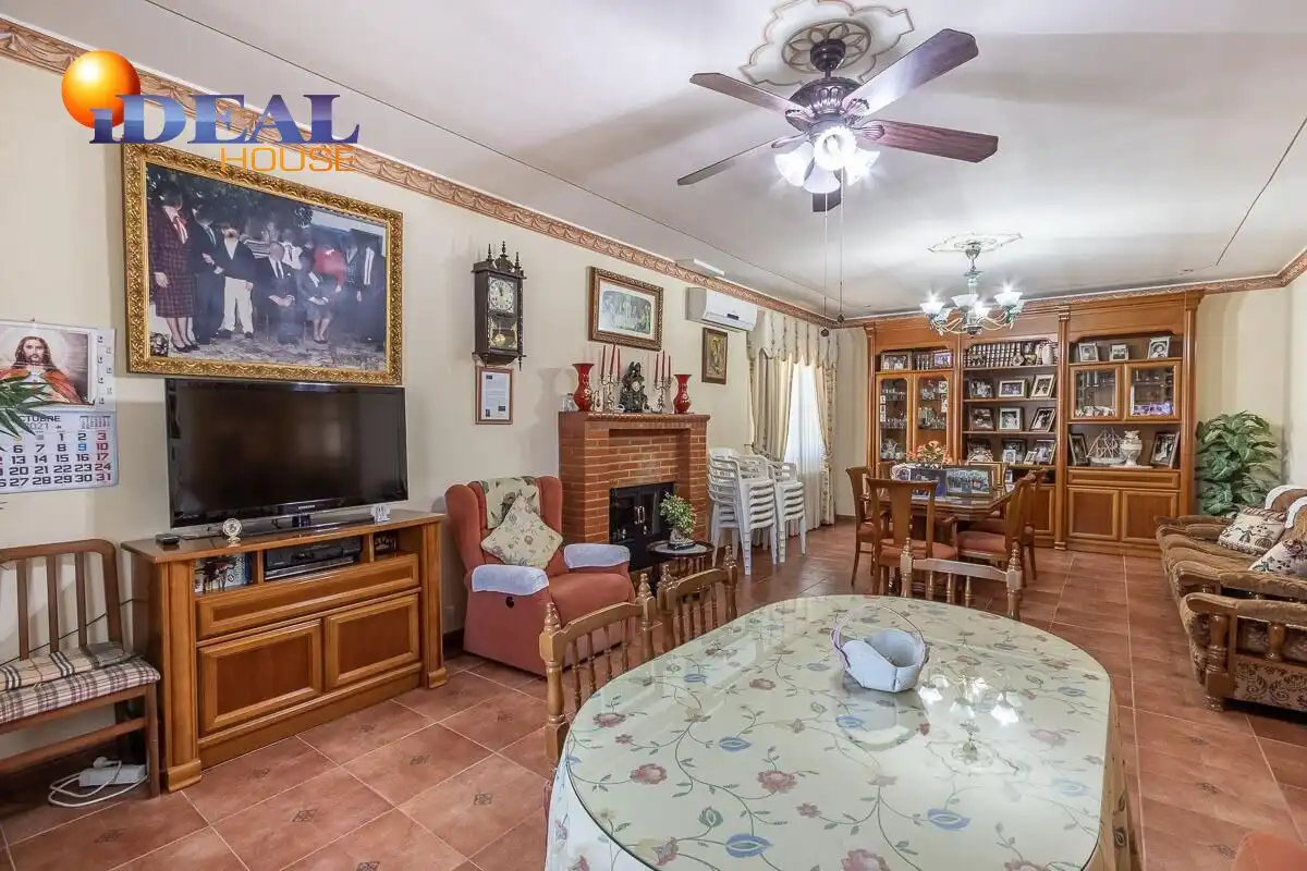 Chalet con terraza en venta en Santa Fe, imagen 7