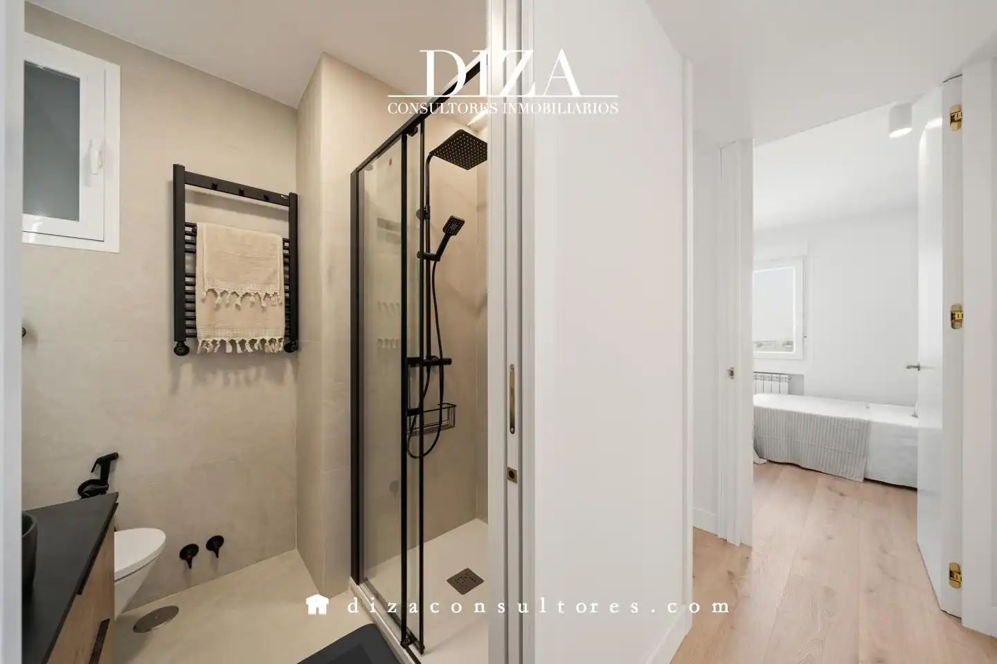 Bathroom of Flat for rent in Madrid  with Air Conditioner, Heating and Furnished