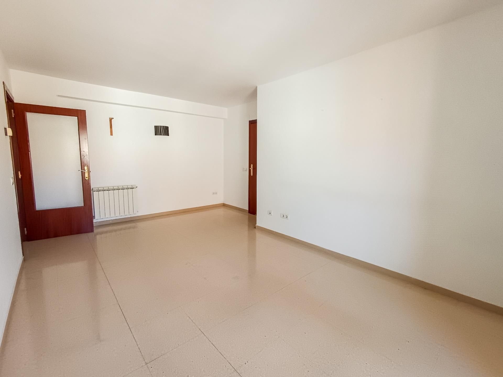 Flat for sale in Reus  with Terrace and Balcony