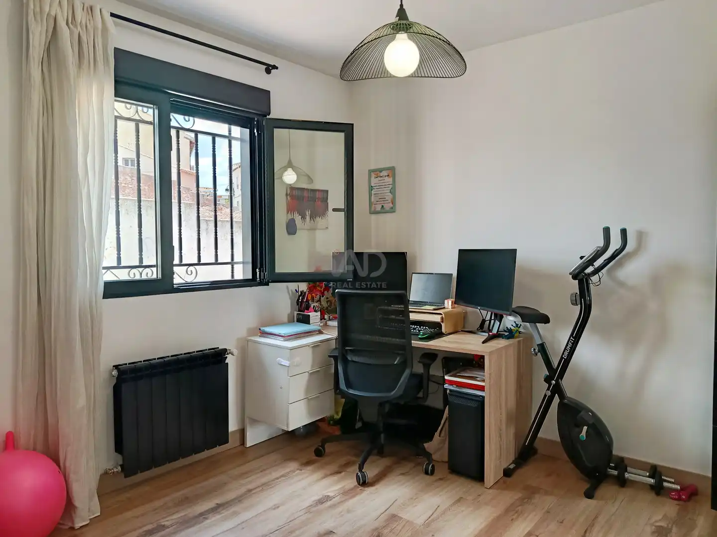 Houses for sale in Meco  with Air Conditioner, Heating and Terrace